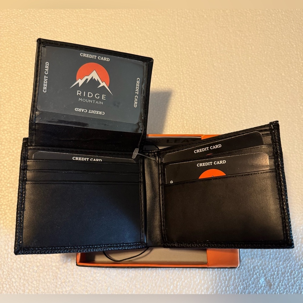 Black and Brown Leather Wallet - Picture 2 of 5